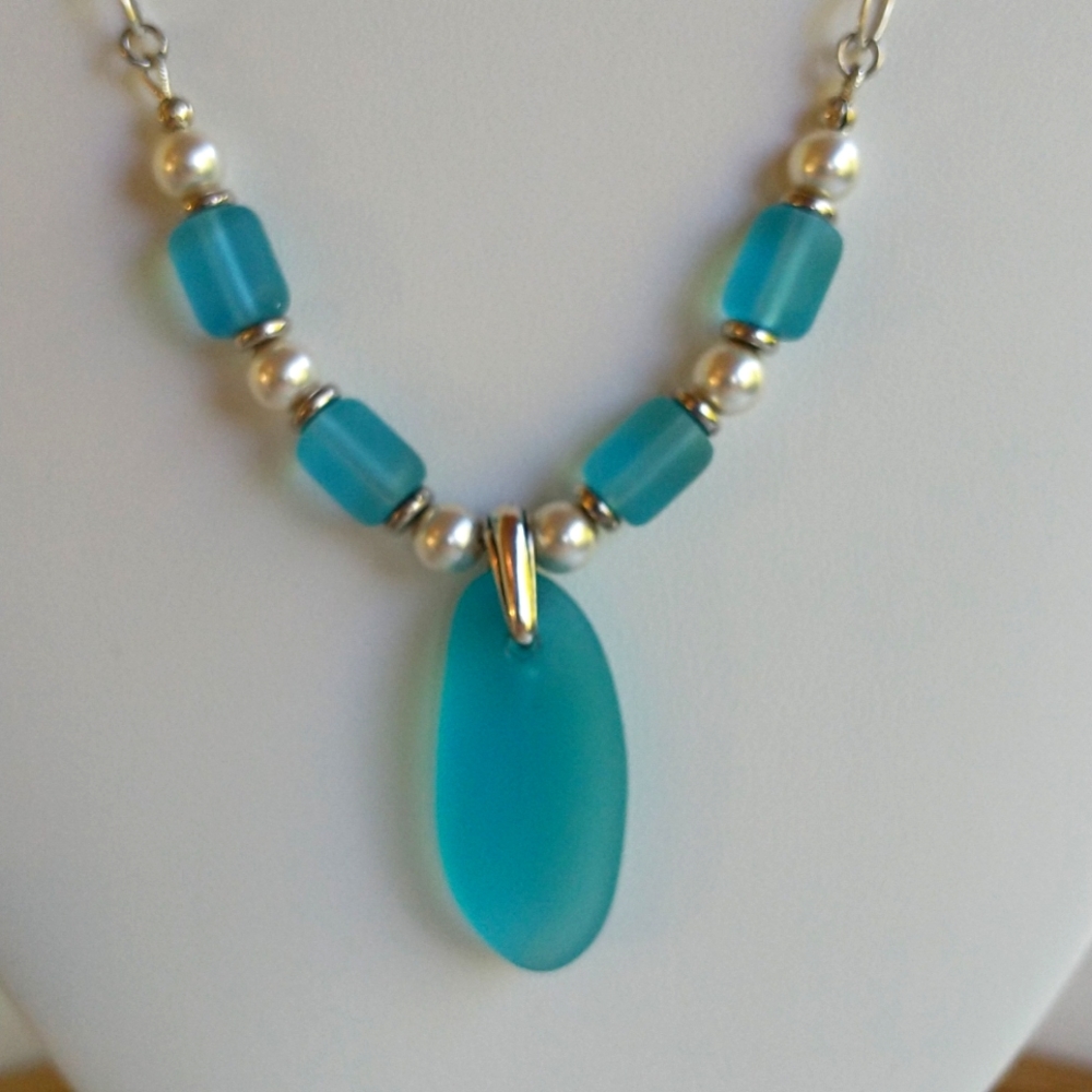 Swarovski pearl and seaglass necklace